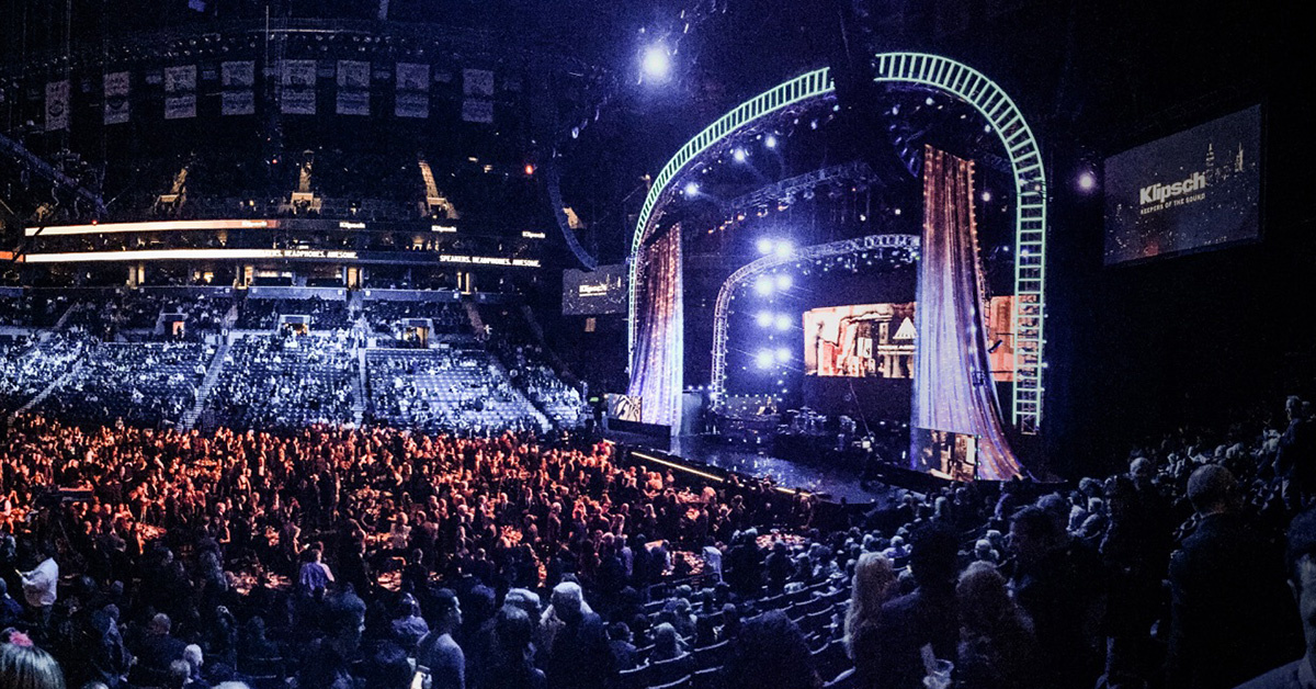 ROCK & ROLL HALL OF FAME A CLEVELAND,...